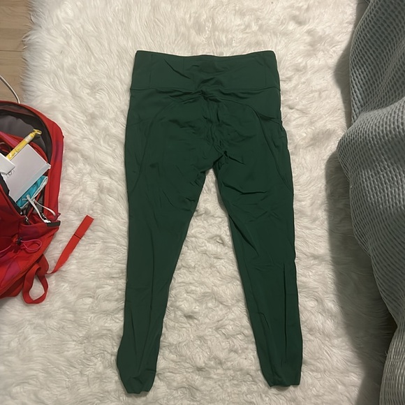 Green Lululemon Fast & Free Size 8 - Picture 2 of 5